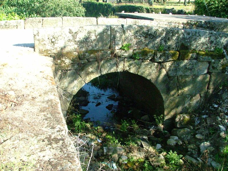 Ponte Romana  Bairro da Freixa.JPG